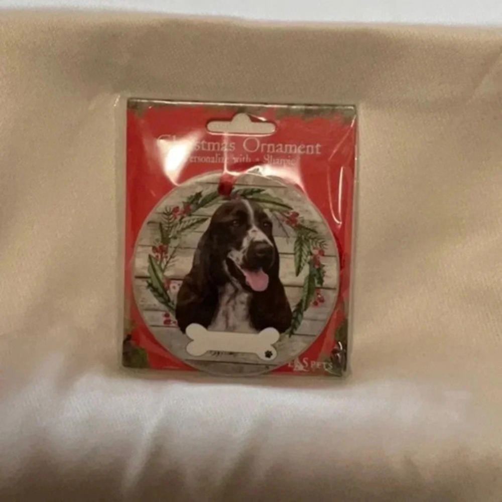 𝅺E&S Pets